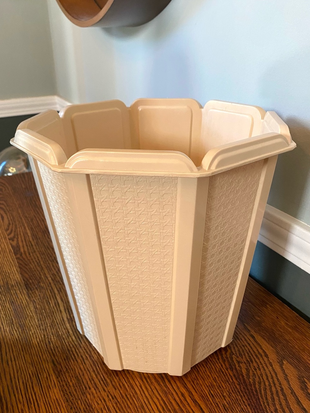 Vintage 1980s Beige Rubbermaid Trash Can Wastebasket Basketweave Fluted Octagon